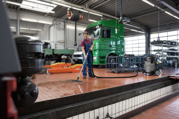 NT 70/2 Karcher Professionnel