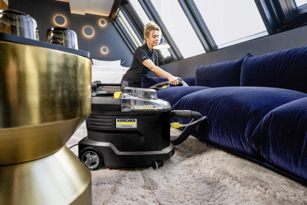 Appareil d'injection-extraction Puzzi 8/1 Anniversary Edition Karcher Professionnel
